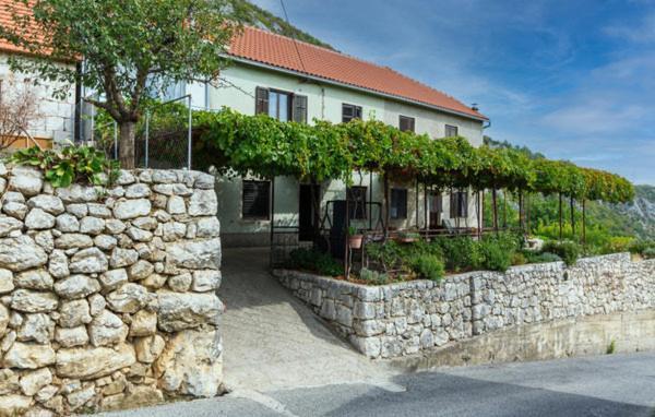 Apartman Ante Appartement Zvecanje Buitenkant foto